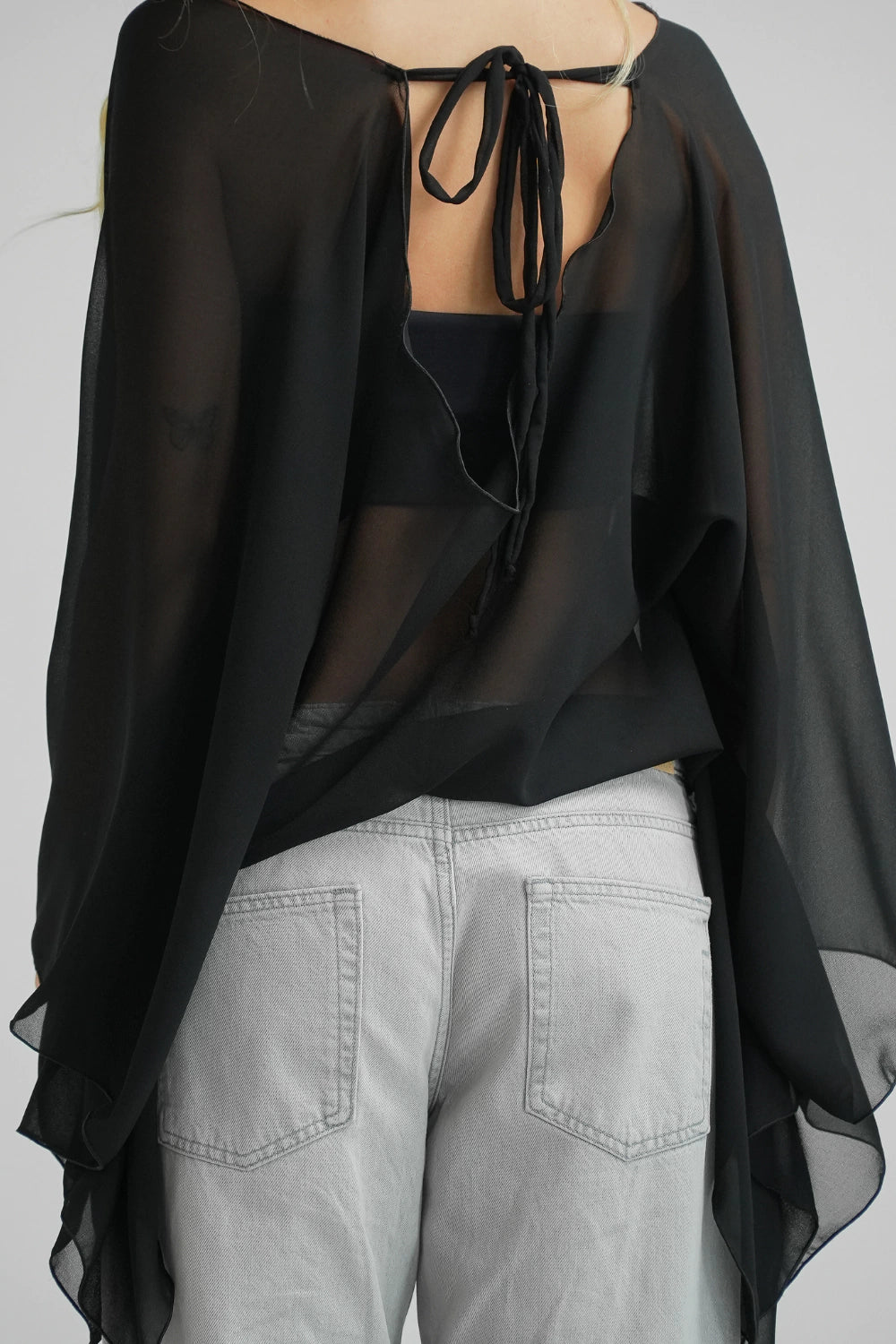 Capa Jhene Negro