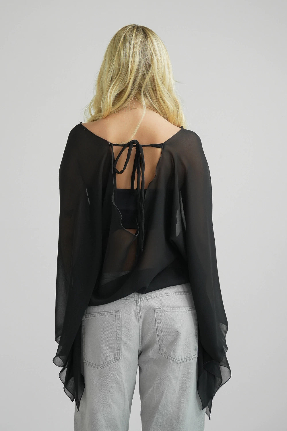 Capa Jhene Negro